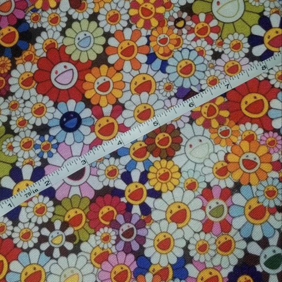 1 Yard Smiling Happy Daisy Daisies Fashion Fabric ♡ - Picture 1 of 2